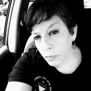 Meet your Posher, Mayela